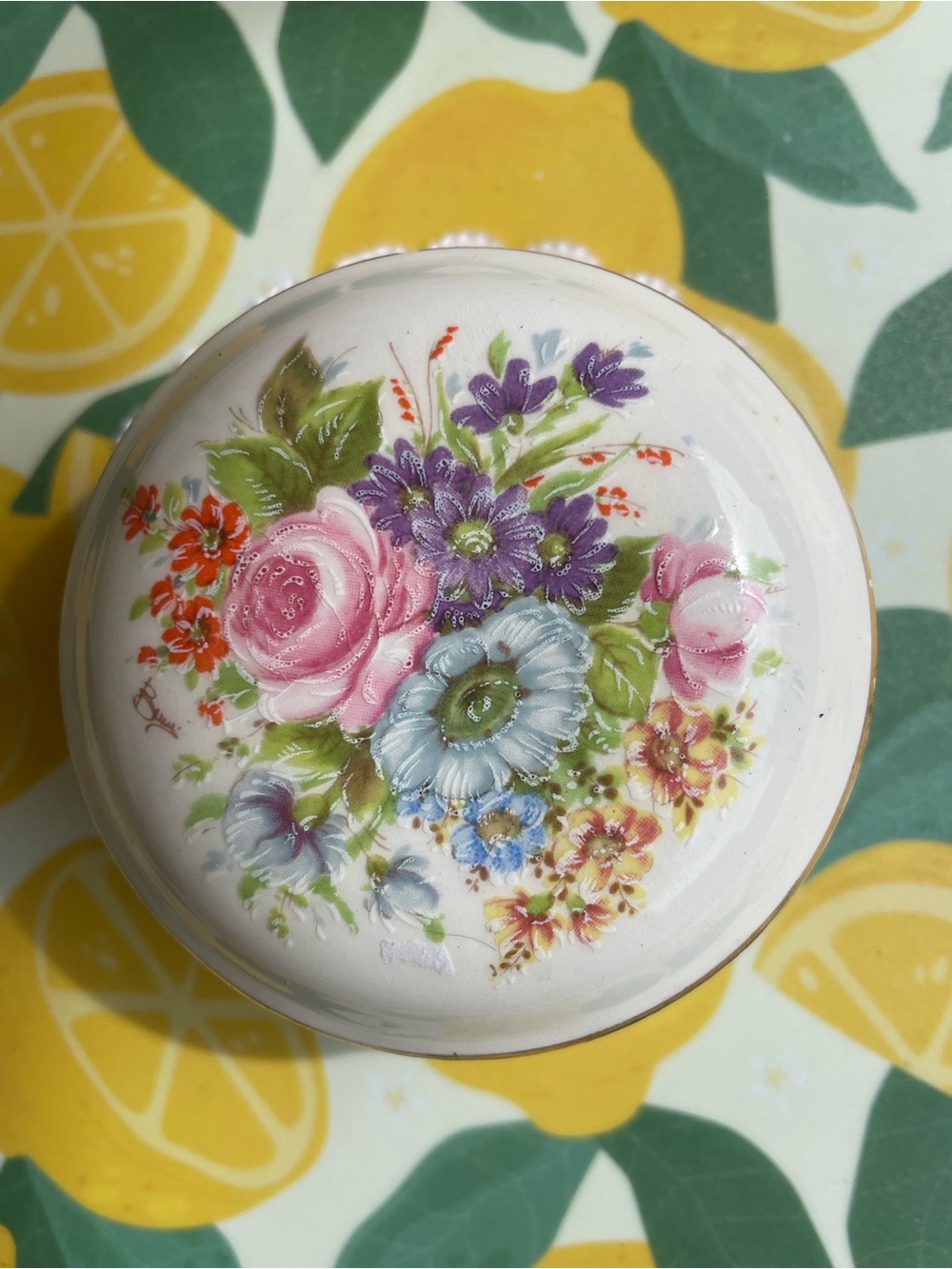 ๐ธ๐ผ Vintage Floral Ceramic Trinket Box - Picture 2 of 12